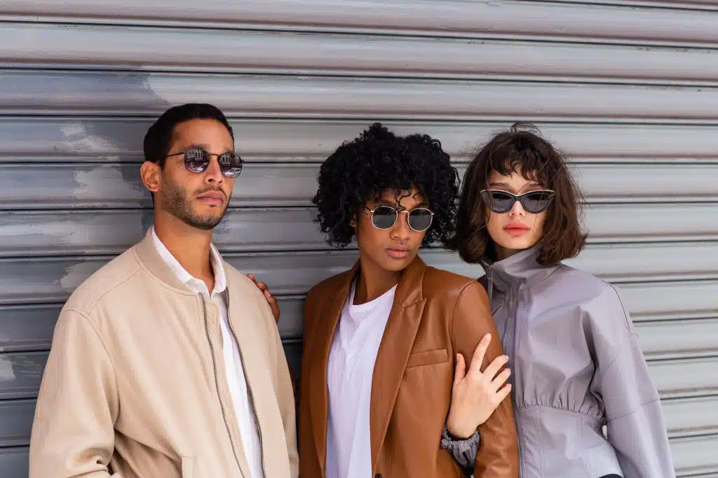 LUNETTES DE SOLEIL:UN MUST POUR CHAQUE PERSONNE